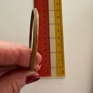 Gold tone bracelet (4 of 5 listings)